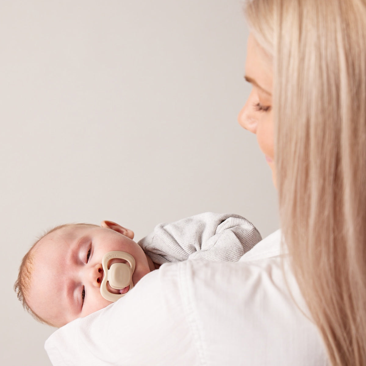 b.box Blush/Latte Chupete de Silicona 0-6 meses