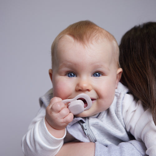b.box Chupete de Silicona Glow 0-6 meses